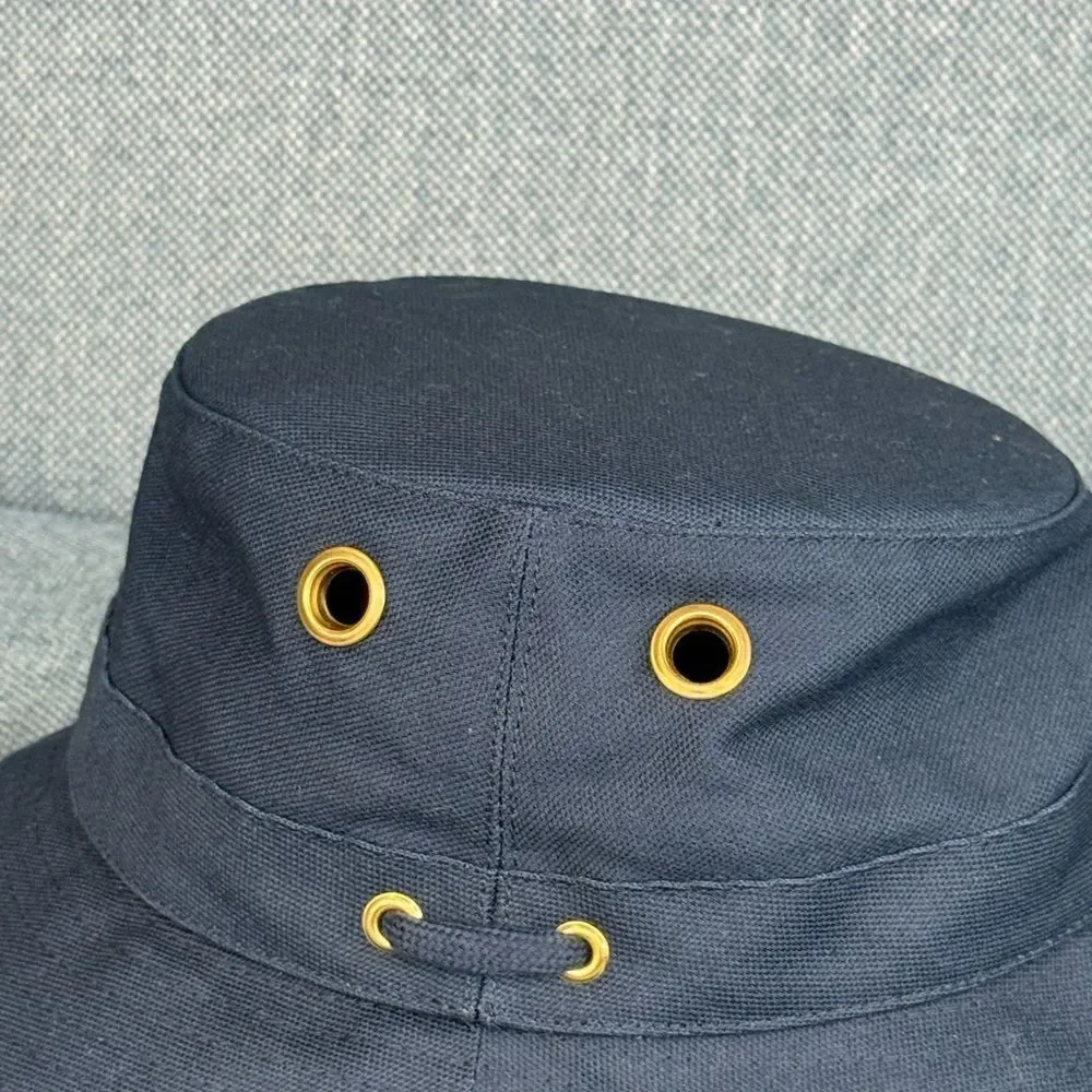 Tilley T5 Adventure Hat mens size medium (M)